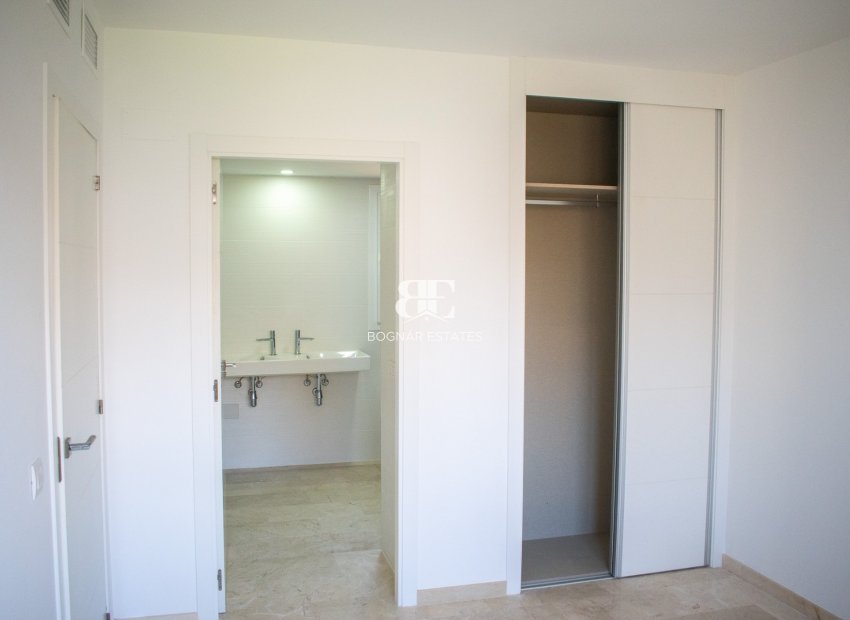 Wiederverkauf - apartment -
Orihuela Costa - Punta Prima