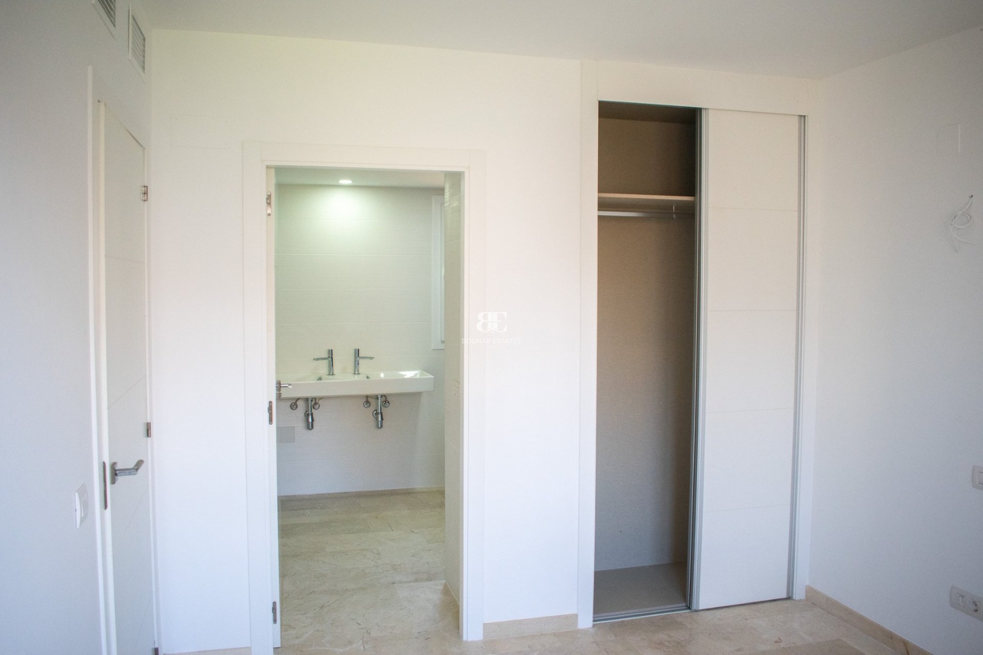 Wiederverkauf - apartment -
Orihuela Costa - Punta Prima