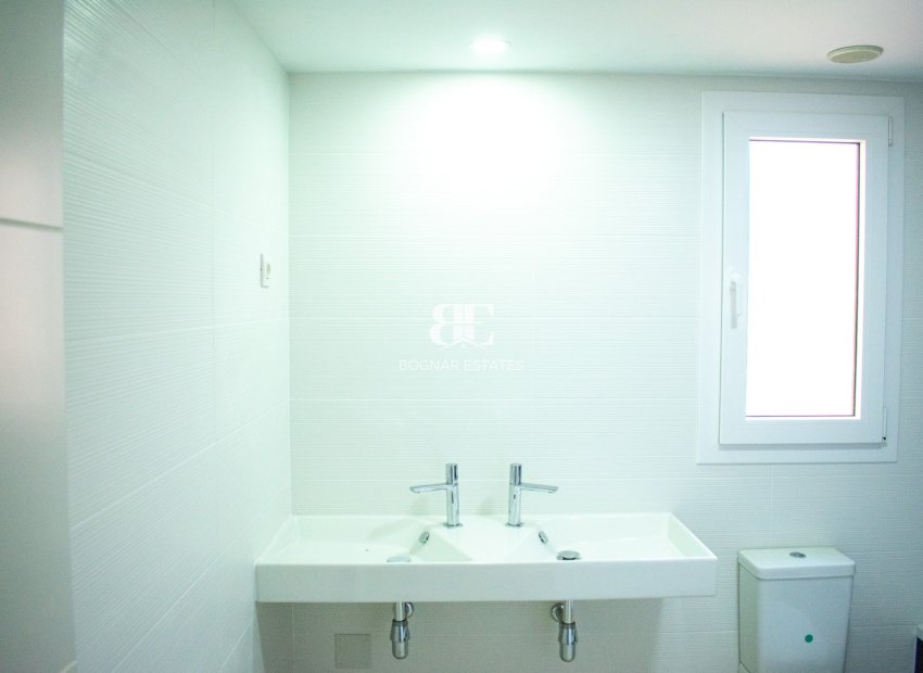 Wiederverkauf - apartment -
Orihuela Costa - Punta Prima