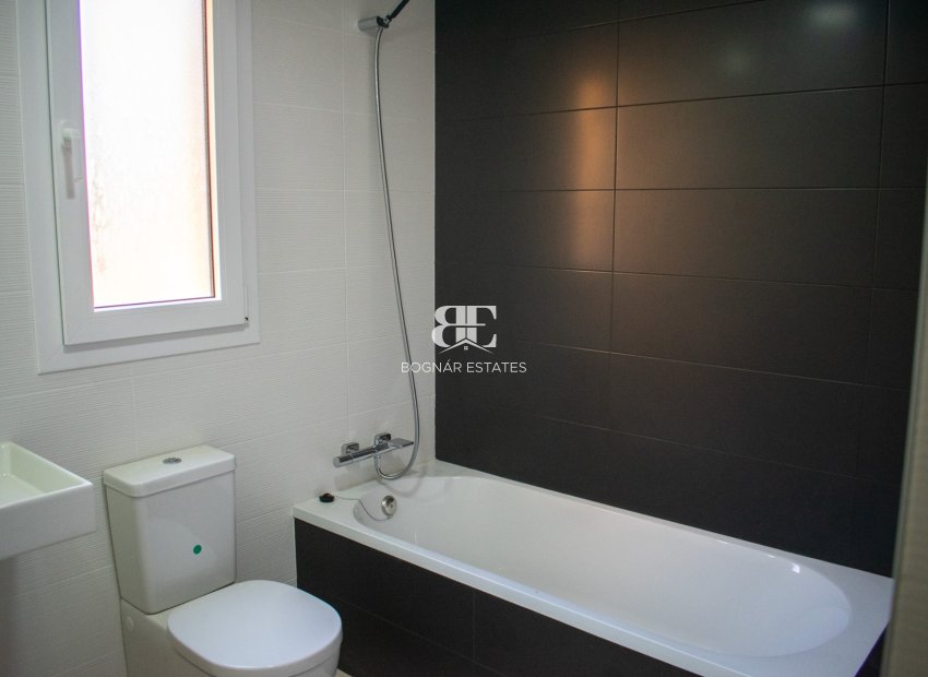 Wiederverkauf - apartment -
Orihuela Costa - Punta Prima
