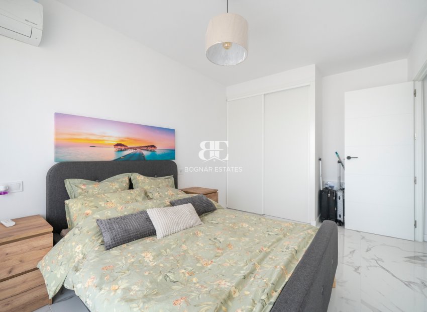 Wiederverkauf - apartment -
Orihuela Costa - Punta Prima