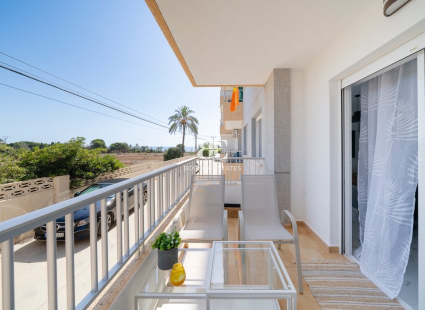 Wiederverkauf - apartment -
Orihuela Costa - Punta Prima