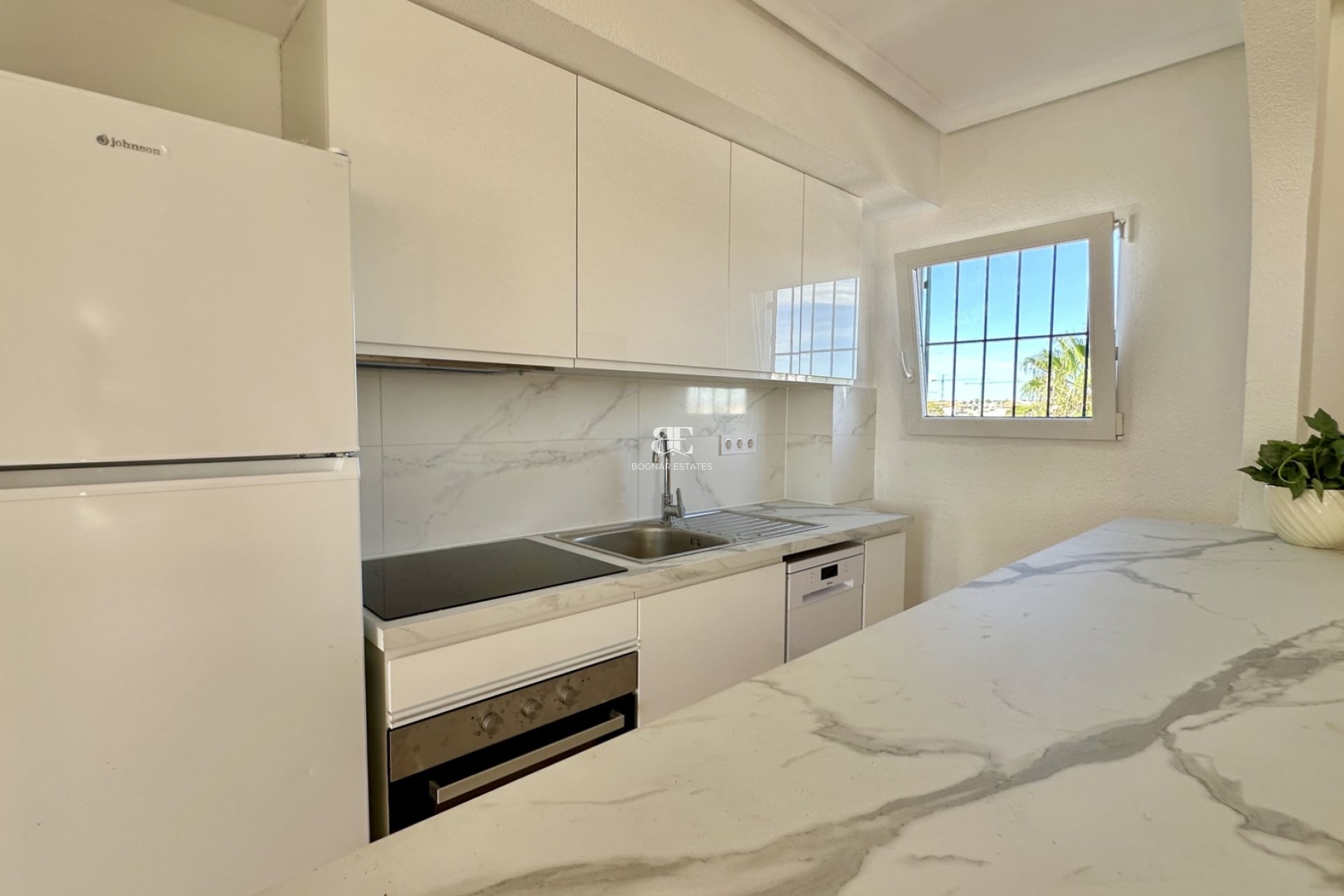 Wiederverkauf - apartment -
Orihuela Costa - Punta Prima