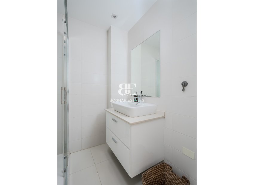 Wiederverkauf - apartment -
Orihuela Costa - Punta Prima