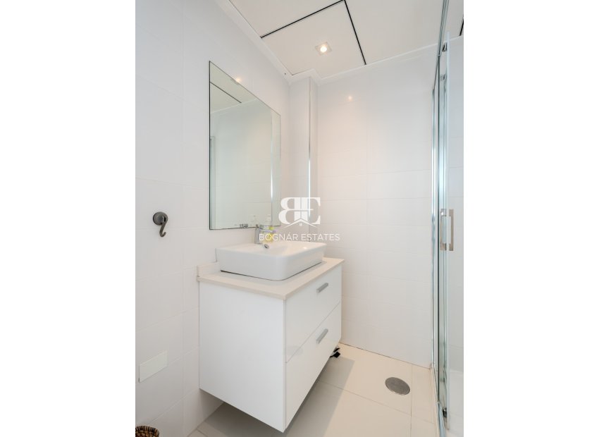 Wiederverkauf - apartment -
Orihuela Costa - Punta Prima