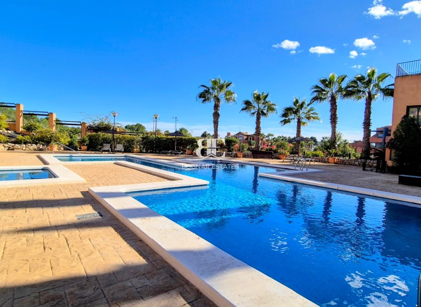 Wiederverkauf - apartment -
Orihuela Costa - Villamartín