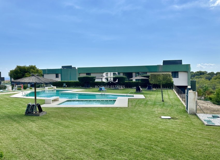 Wiederverkauf - apartment -
Orihuela Costa - Villamartín