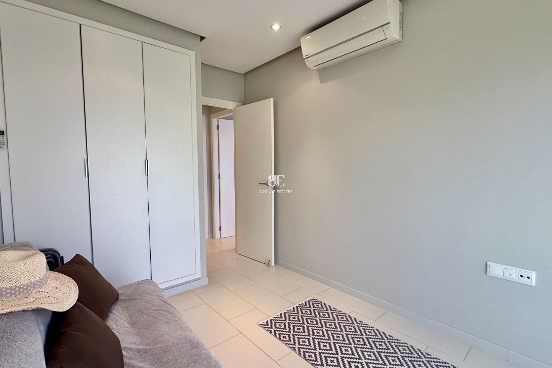 Wiederverkauf - apartment -
Orihuela Costa - Villamartín