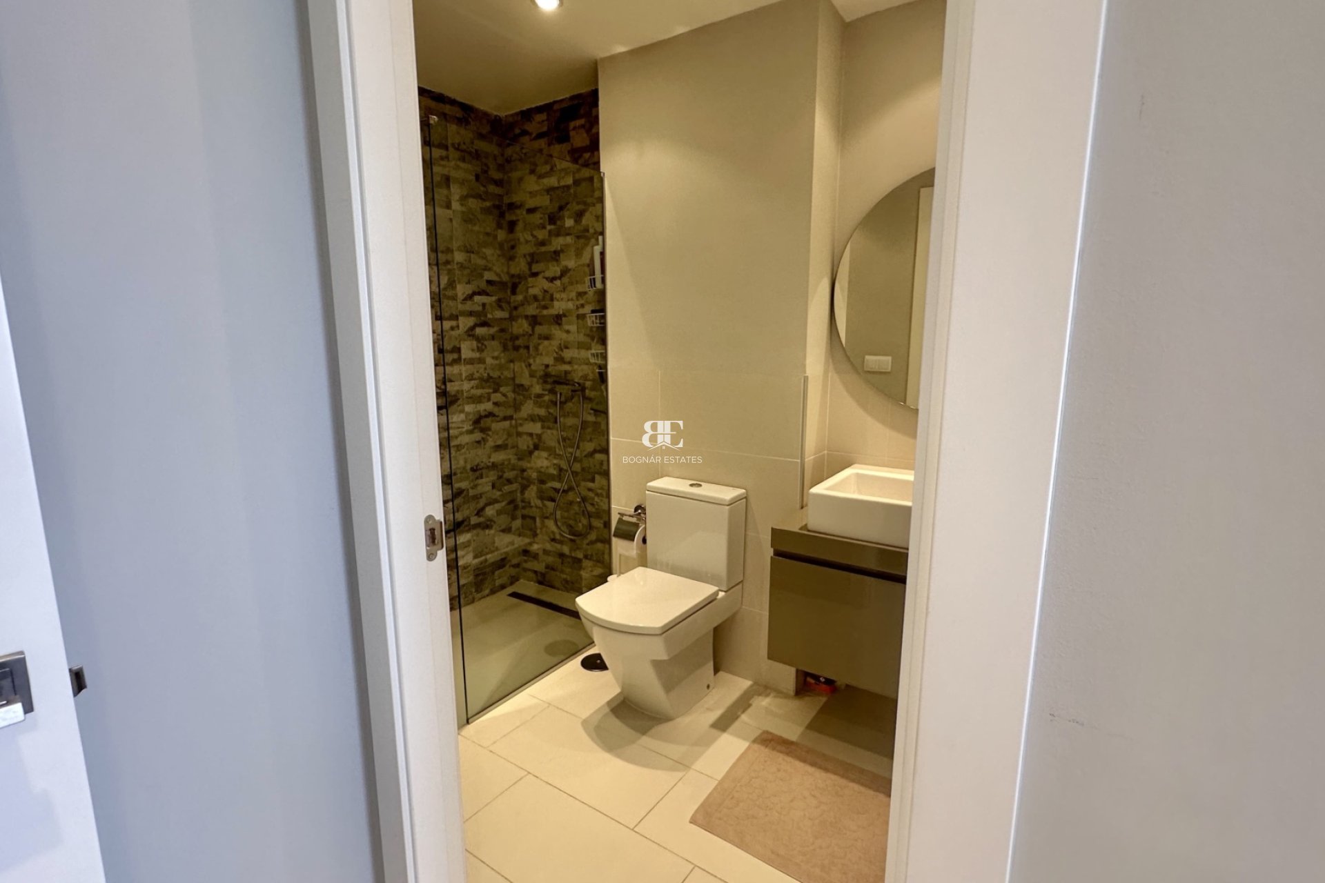 Wiederverkauf - apartment -
Orihuela Costa - Villamartín