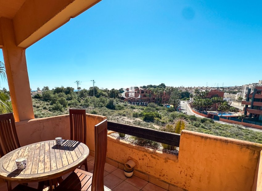 Wiederverkauf - apartment -
Orihuela Costa - Villamartín