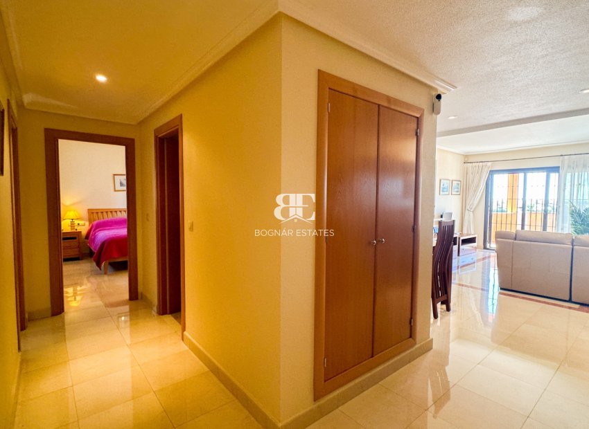 Wiederverkauf - apartment -
Orihuela Costa - Villamartín