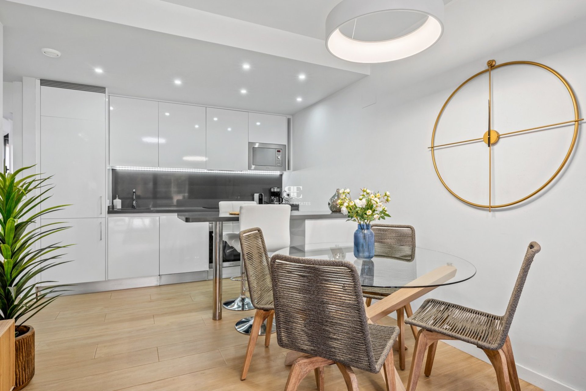 Wiederverkauf - apartment -
Orihuela Costa - Villamartín