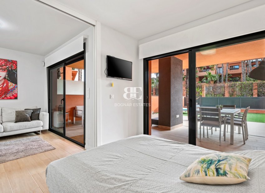 Wiederverkauf - apartment -
Orihuela Costa - Villamartín