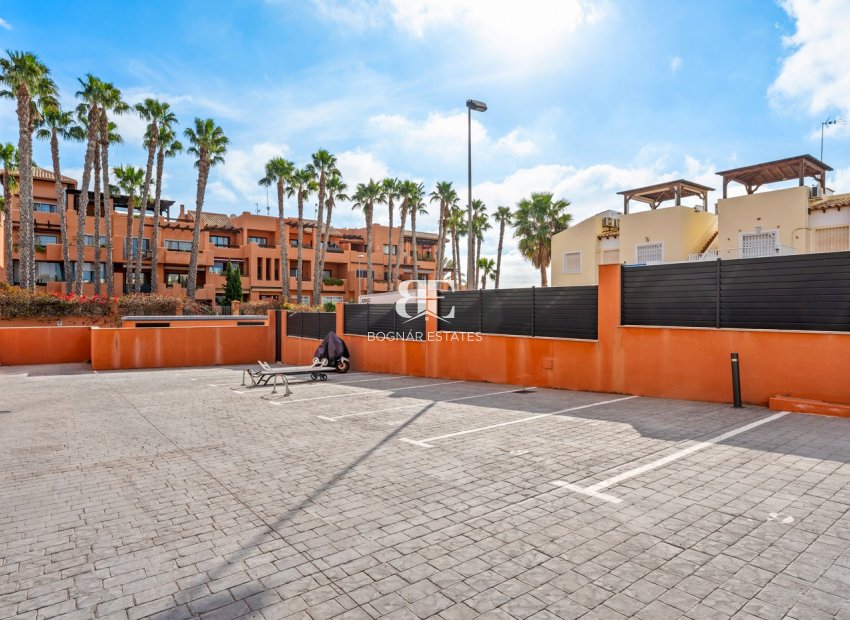 Wiederverkauf - apartment -
Orihuela Costa - Villamartín