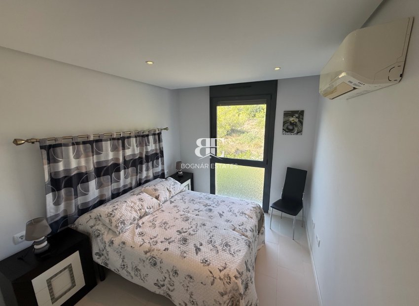 Wiederverkauf - apartment -
Orihuela Costa - Villamartín