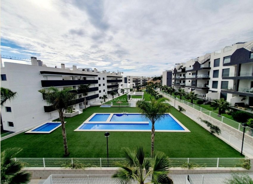 Wiederverkauf - apartment -
Orihuela Costa - Villamartín