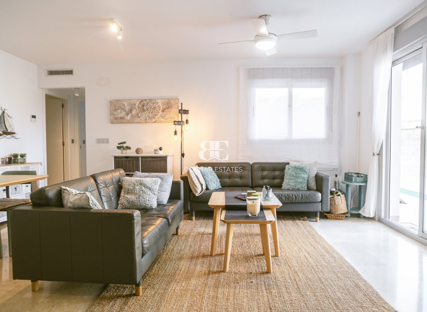 Wiederverkauf - apartment -
Orihuela Costa - Villamartín