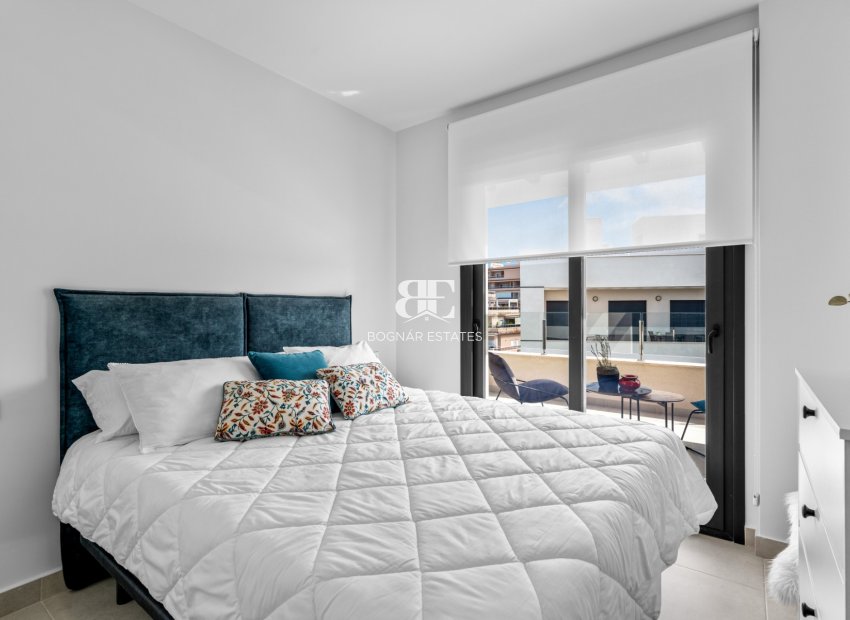 Wiederverkauf - apartment -
Orihuela Costa - Villamartín