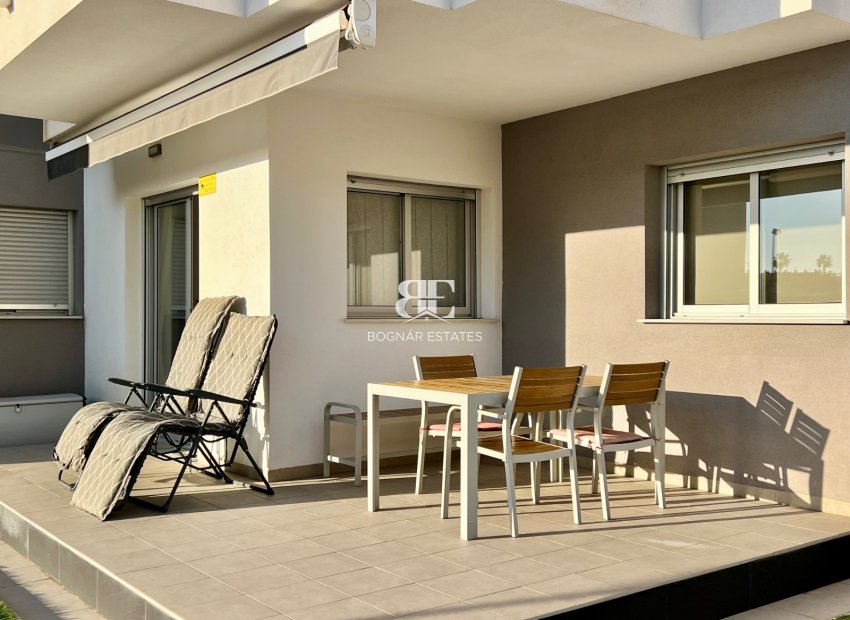 Wiederverkauf - apartment -
Orihuela Costa - Villamartín