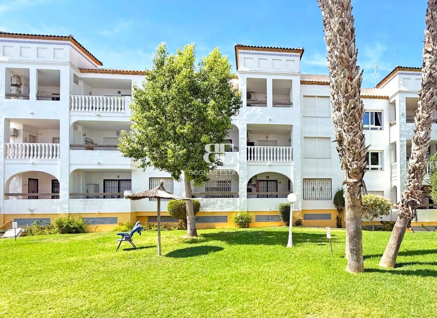 Wiederverkauf - apartment -
Orihuela Costa - Villamartín