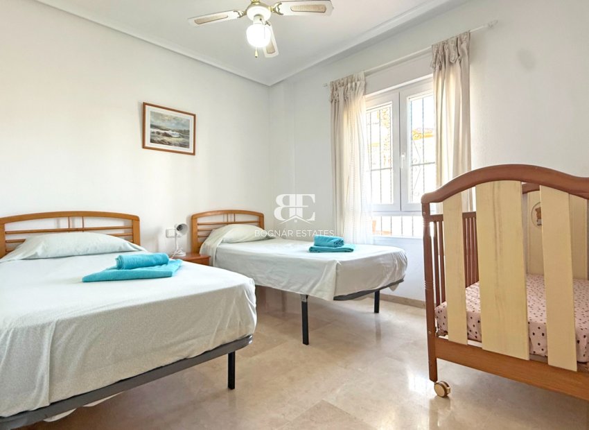 Wiederverkauf - apartment -
Orihuela Costa - Villamartín