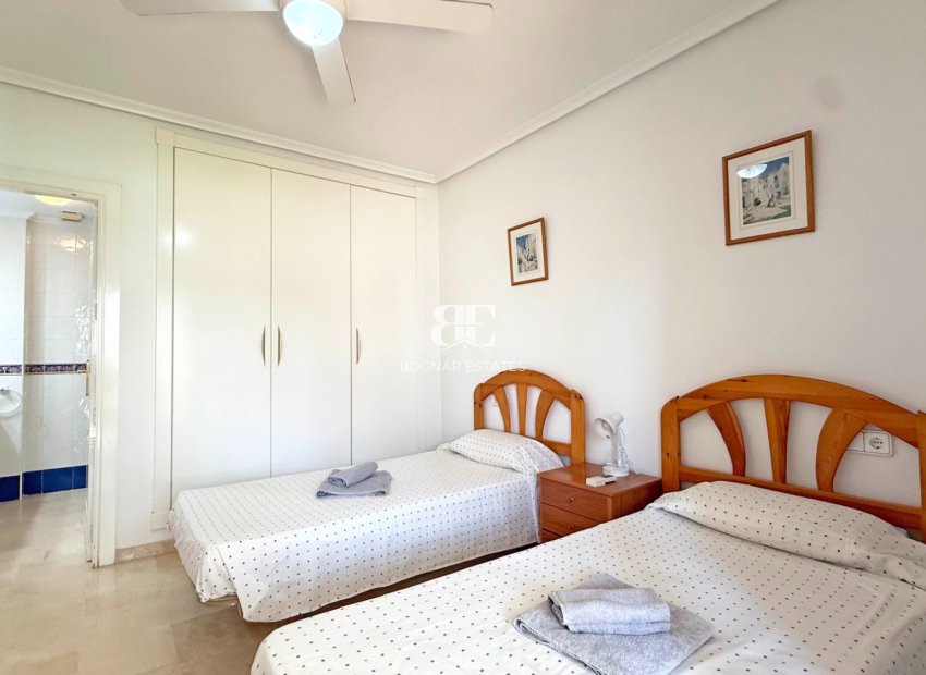 Wiederverkauf - apartment -
Orihuela Costa - Villamartín