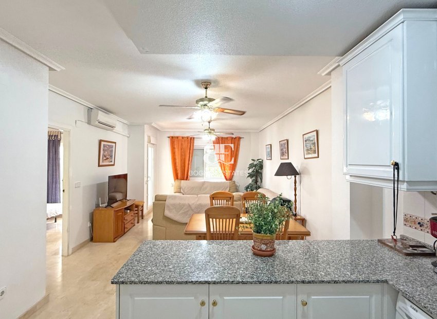 Wiederverkauf - apartment -
Orihuela Costa - Villamartín