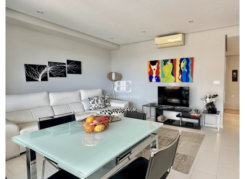 Wiederverkauf - apartment -
Orihuela Costa - Villamartín