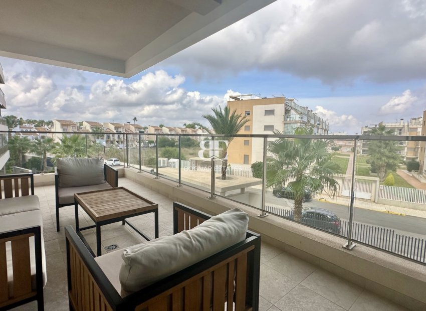 Wiederverkauf - apartment -
Orihuela Costa - Villamartín