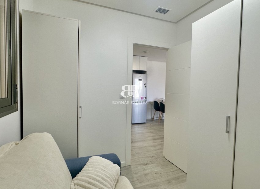 Wiederverkauf - apartment -
Orihuela Costa - Villamartín