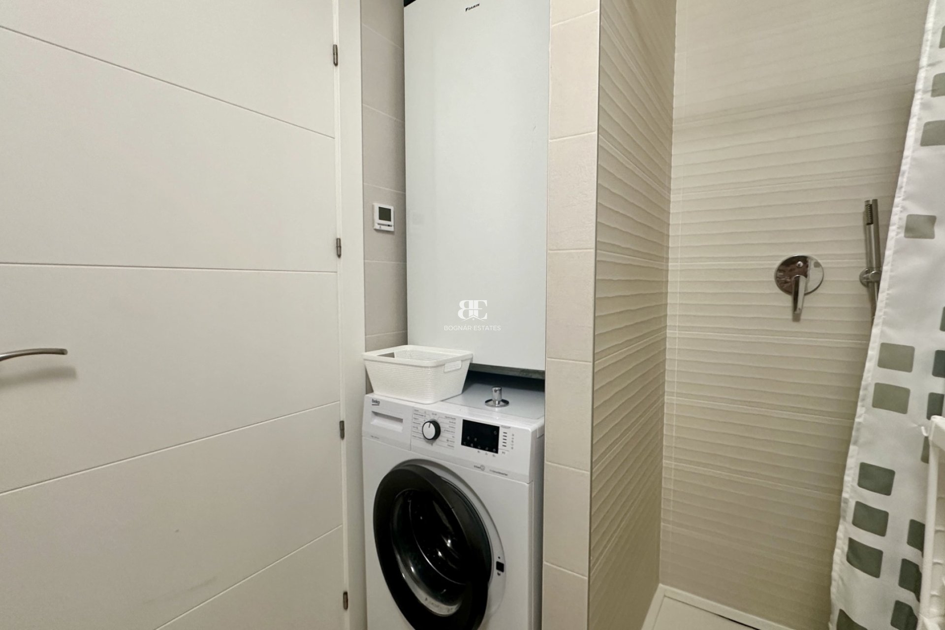 Wiederverkauf - apartment -
Orihuela Costa - Villamartín