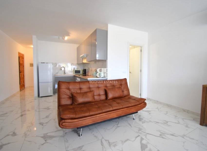 Wiederverkauf - apartment -
Orihuela Costa - Villamartín