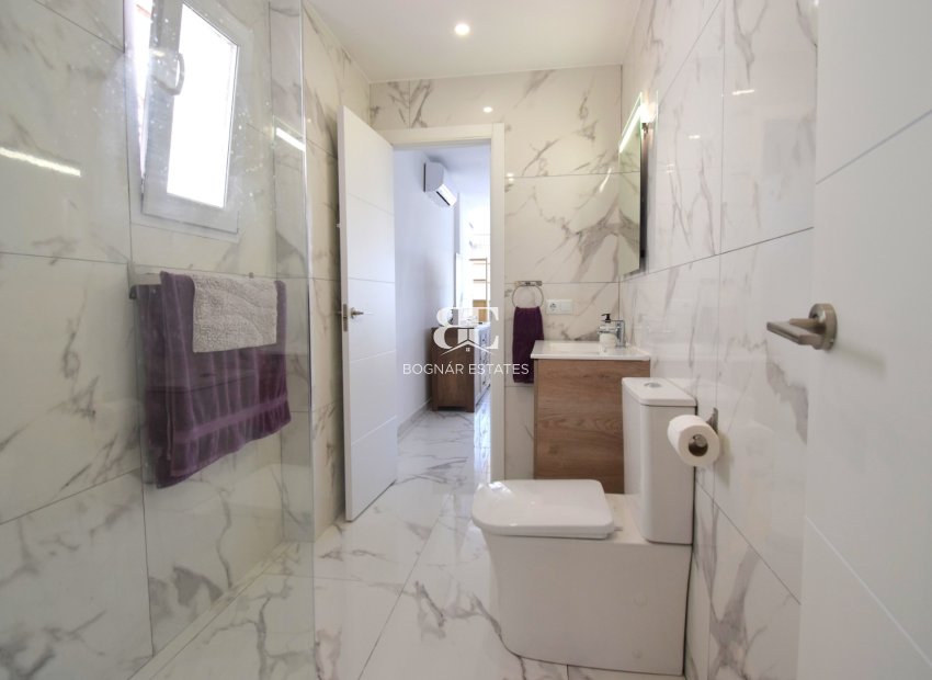 Wiederverkauf - apartment -
Orihuela Costa - Villamartín