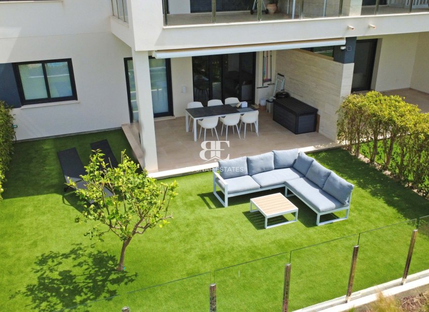 Wiederverkauf - apartment -
Pilar de la Horadada - Lo Romero Golf