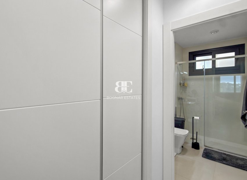 Wiederverkauf - apartment -
Pilar de la Horadada - Lo Romero Golf