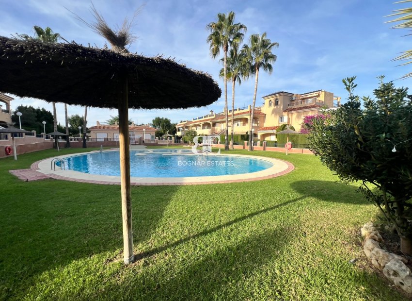 Wiederverkauf - apartment -
Pilar de la Horadada - Mil Palmeras