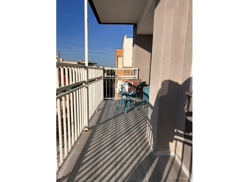 Wiederverkauf - apartment -
Pilar de la Horadada - Torre de la Horadada