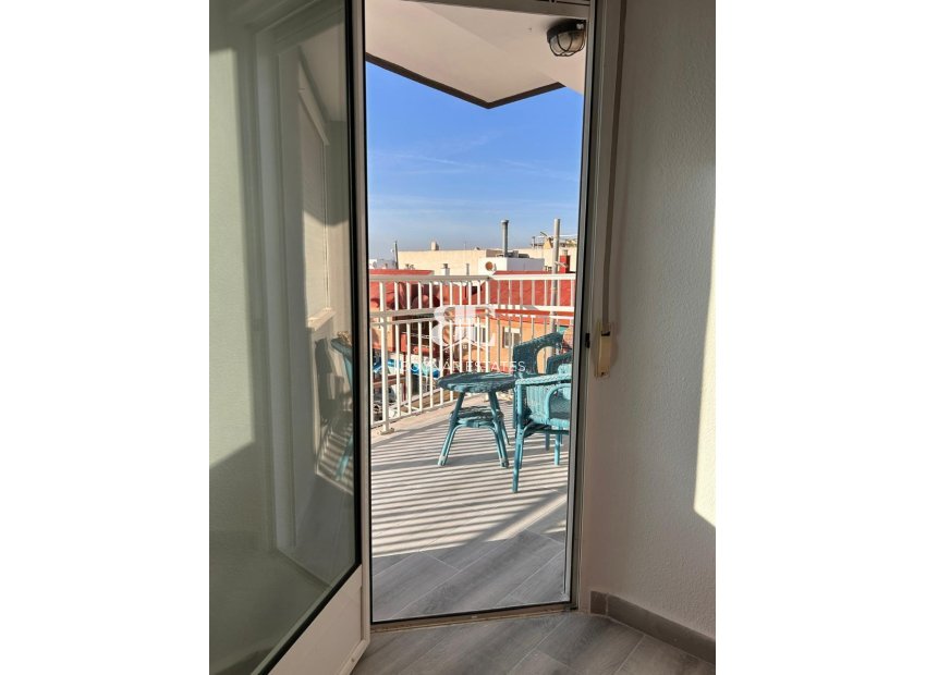 Wiederverkauf - apartment -
Pilar de la Horadada - Torre de la Horadada