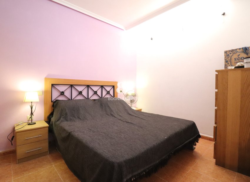 Wiederverkauf - apartment -
Rojales - Los Palacios