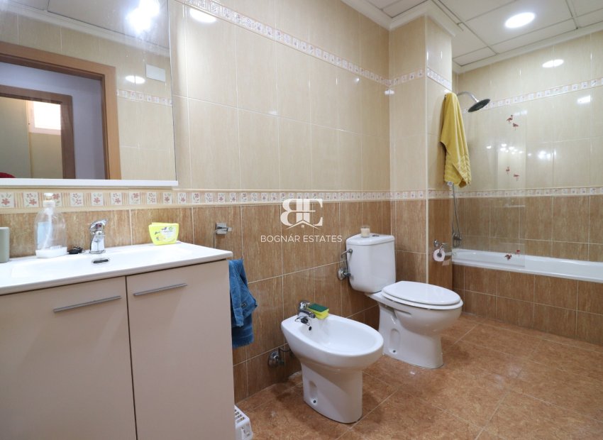 Wiederverkauf - apartment -
Rojales - Los Palacios