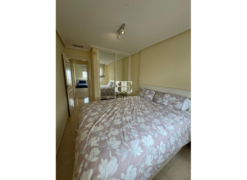 Wiederverkauf - apartment -
San Fulgencio