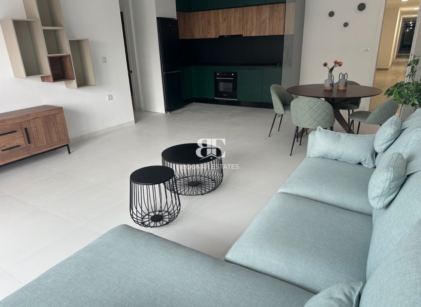 Wiederverkauf - apartment -
San Miguel de Salinas