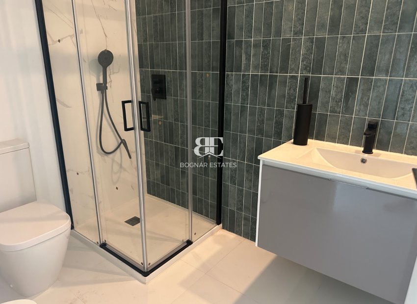 Wiederverkauf - apartment -
San Miguel de Salinas