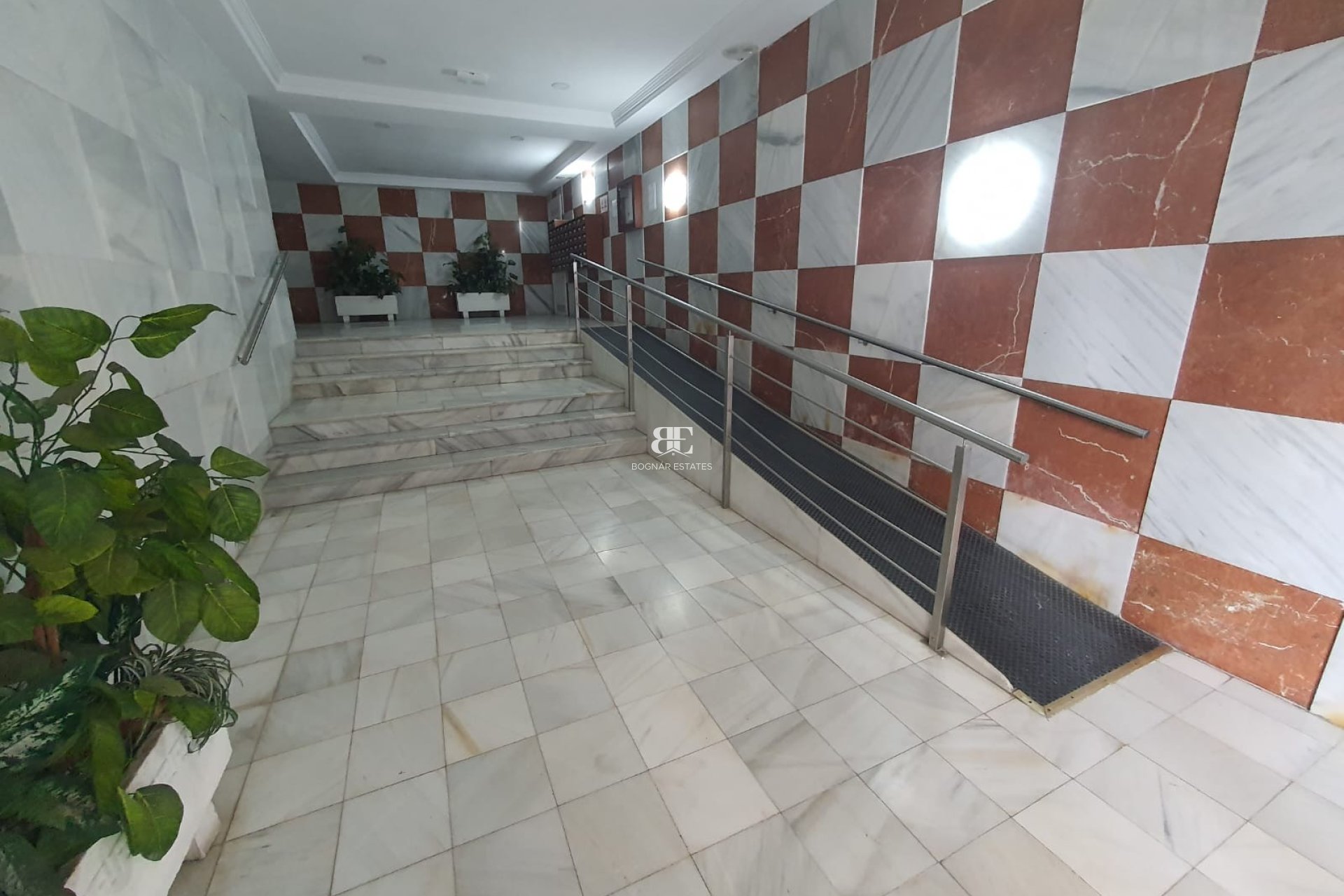 Wiederverkauf - apartment -
Santa Pola - Puerto