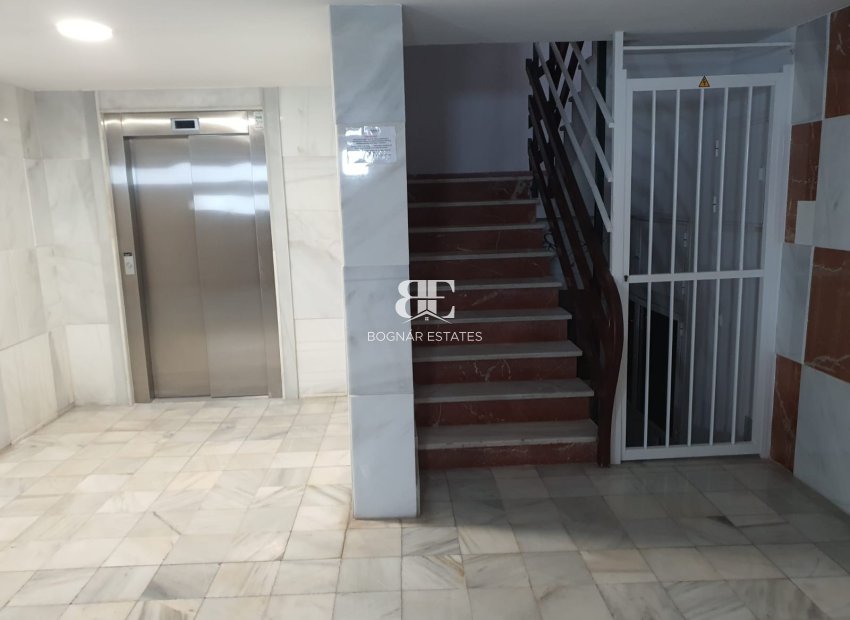 Wiederverkauf - apartment -
Santa Pola - Puerto