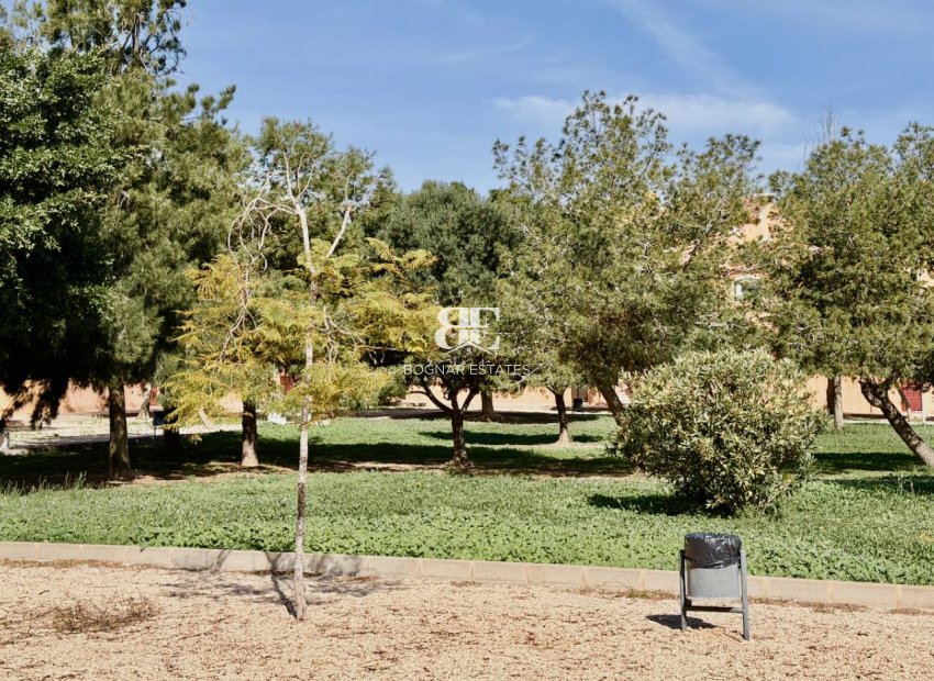 Wiederverkauf - apartment -
Torrevieja - Aguas Nuevas