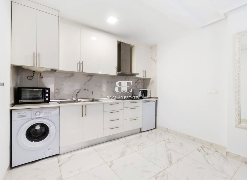 Wiederverkauf - apartment -
Torrevieja - Center