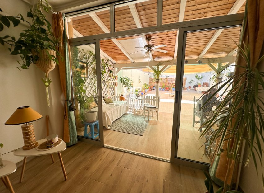 Wiederverkauf - apartment -
Torrevieja - Center