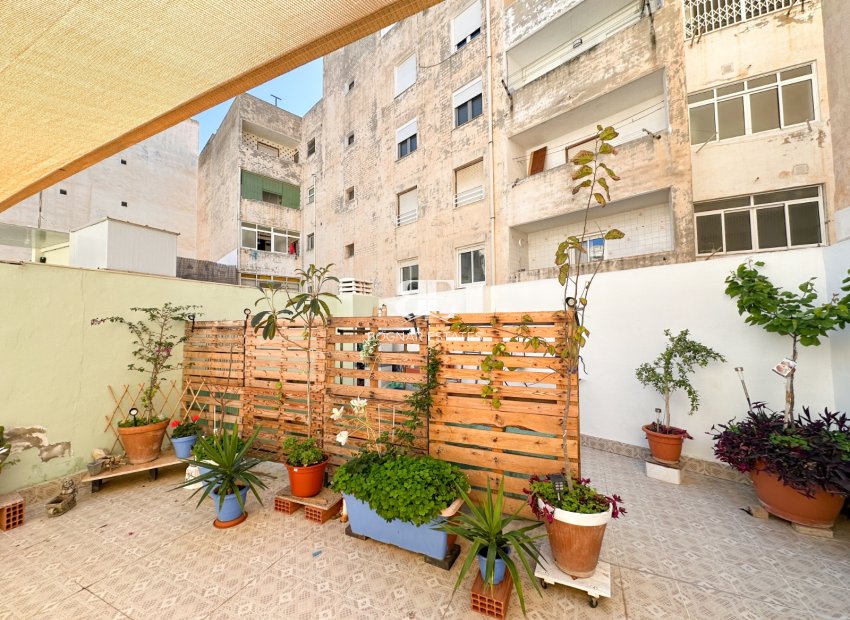 Wiederverkauf - apartment -
Torrevieja - Center