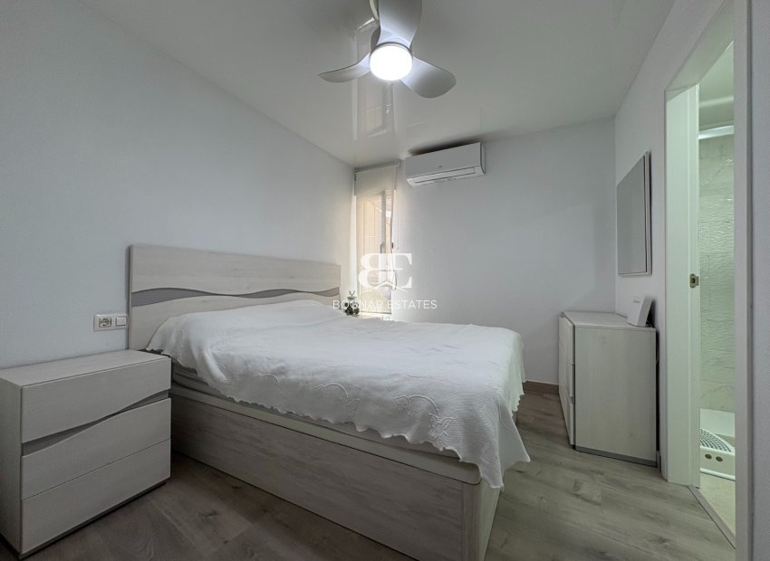 Wiederverkauf - apartment -
Torrevieja - Center